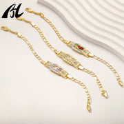 Virgen de Guadalupe Figaro Pulsera – Three-Tone Brass Charm